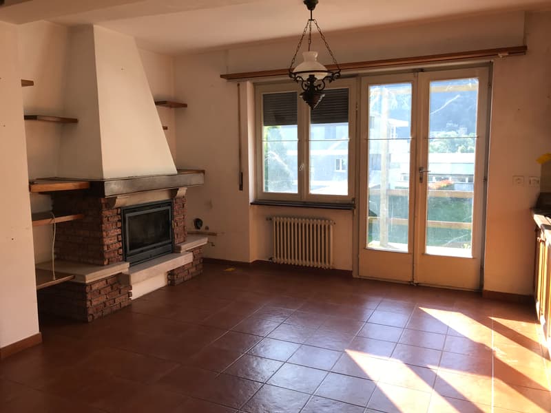 NEUER PREIS - EINZIGARTIGE GELEGENHEIT - GROSSES EINFAMILIENHAUS - 5,5 ZIMMER MIT GARTEN (9)