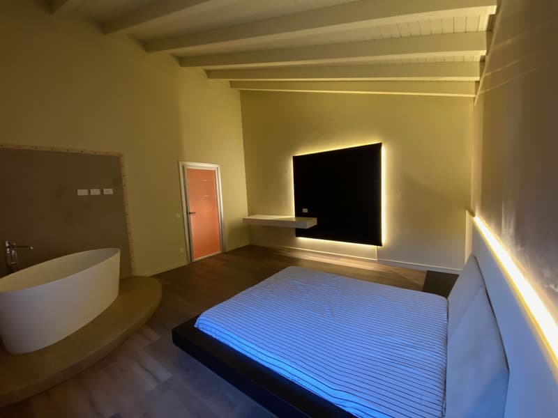 CASA UNIFAMILIARE NEL VERDE (12)