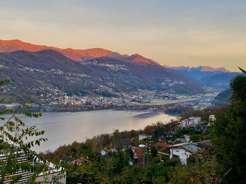 Occasione unica nella Collina dOro  Terreno di 790 mq con progetto approvato e vista lago (4)