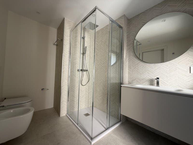 APPARTMENT 4.5 ZIMMER MIT GARTEN ZU EXKLUSIVEM GEBRAUCH IN ELEGANTER VILLA (11)