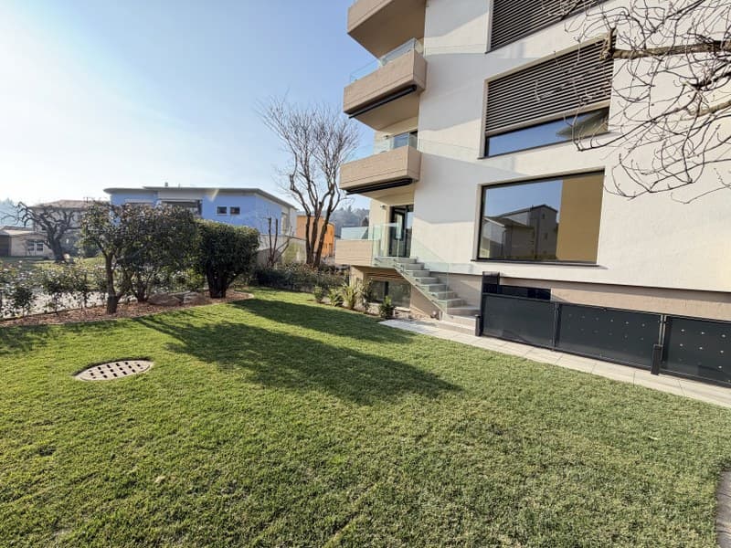 APPARTMENT 4.5 ZIMMER MIT GARTEN ZU EXKLUSIVEM GEBRAUCH IN ELEGANTER VILLA (1)