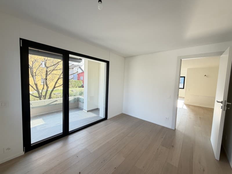 APPARTMENT 4.5 ZIMMER MIT GARTEN ZU EXKLUSIVEM GEBRAUCH IN ELEGANTER VILLA (5)