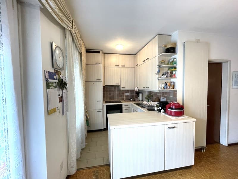 BRIGHT 4.5-ROOM DUPLEX WITH BALCONIES AND OPEN VIEW OF THE SURROUNDING HILLS. (7)