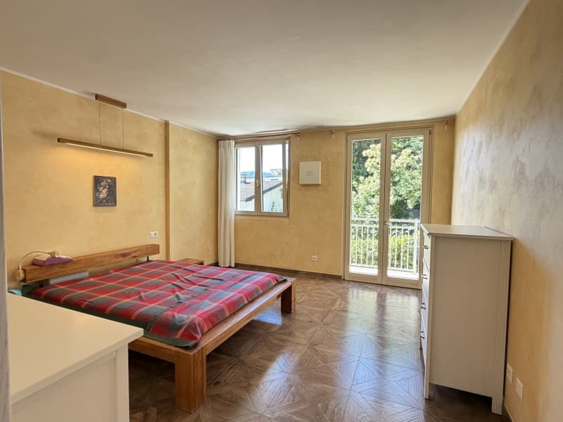Villa avec des pièces lumineuses et une magnifique terrasse panoramique (11)