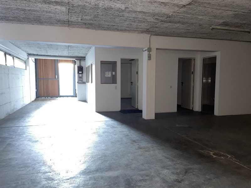 MAGAZZINO / SPAZIO COMMERCIALE (1)