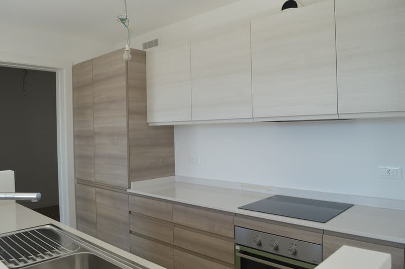 Einfamilienhaus mit 5,5 Zimmern und Garten (6)
