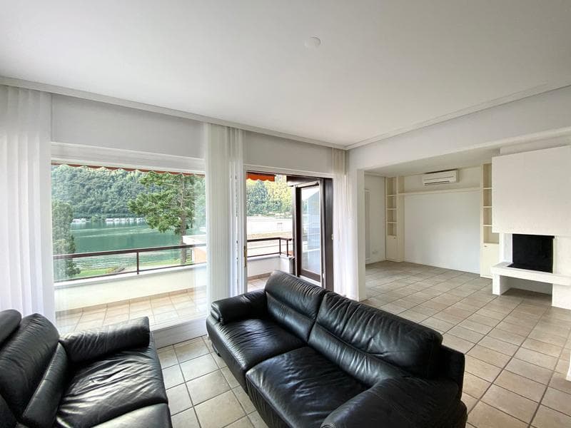 APARTMENT OF 4.5 ROOMS IN RESIDENCE DIRECTLY ON THE LAKE (3)