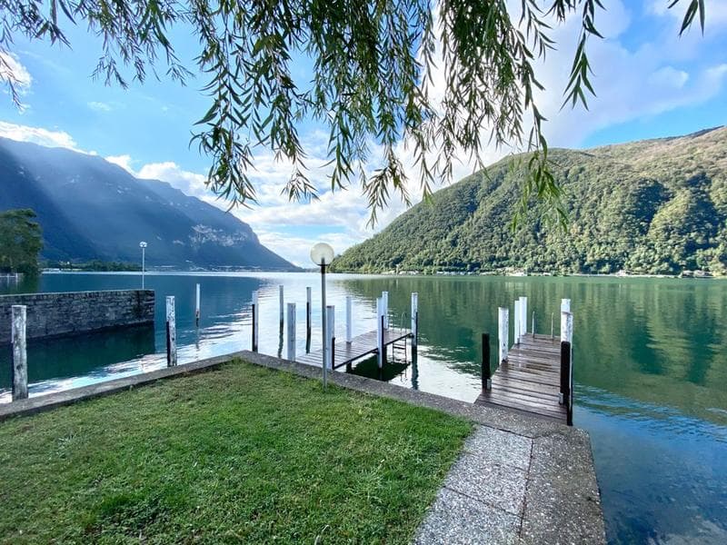 APARTMENT OF 4.5 ROOMS IN RESIDENCE DIRECTLY ON THE LAKE (10)