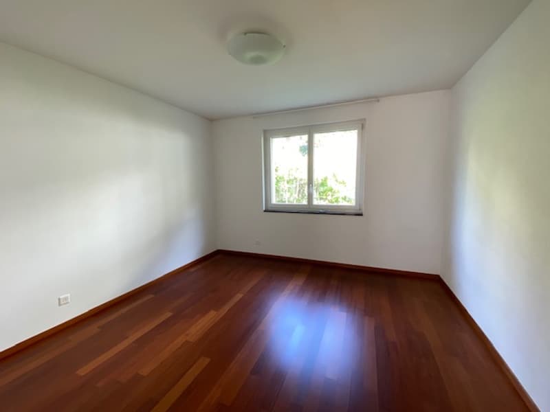 Wunderschöne 5.5-Zimmer-Wohnung mit atemberaubendem Seeblick (8)