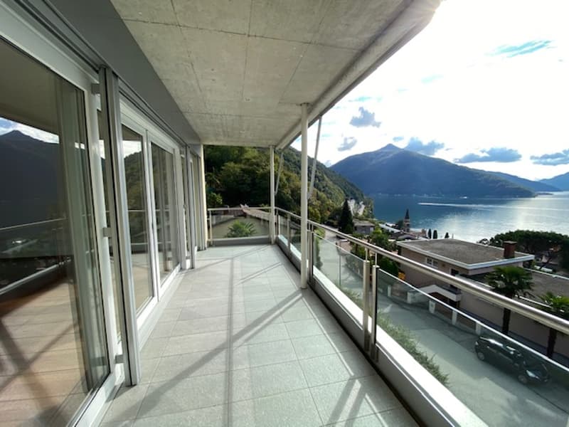 Wunderschöne 5.5-Zimmer-Wohnung mit atemberaubendem Seeblick (2)