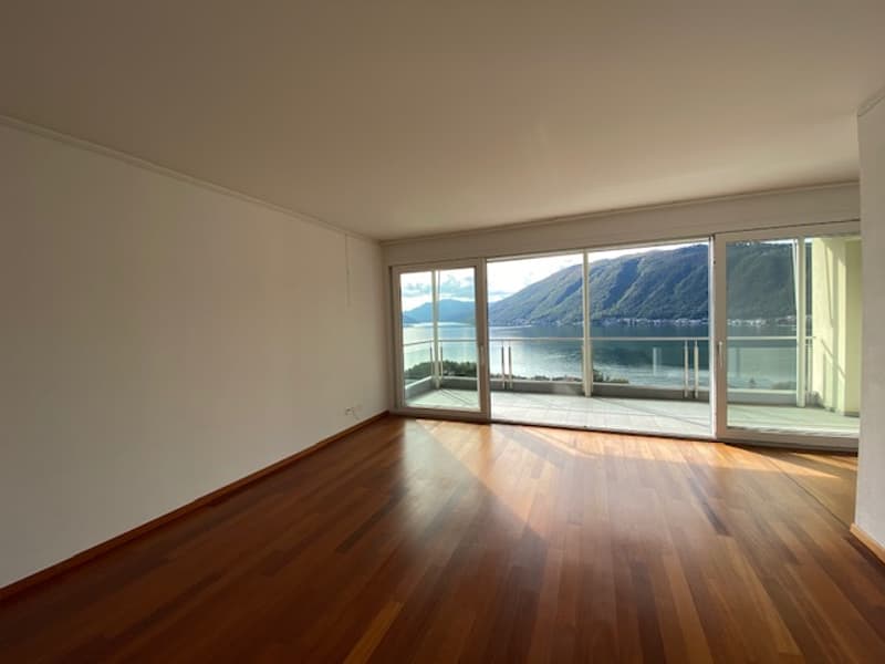 Wunderschöne 5.5-Zimmer-Wohnung mit atemberaubendem Seeblick (6)