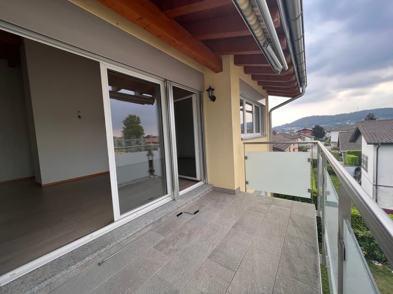 APPARTAMENTO 3.5 LOCALI MANSARDATO (1)