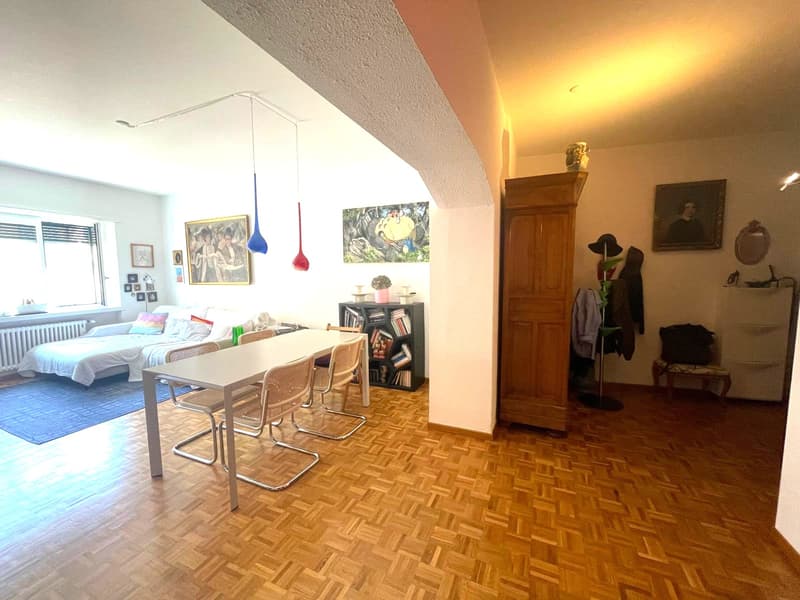 APPARTAMENTO DI 4.5 LOCALI IN PIAZZA CIOCCARO (2)