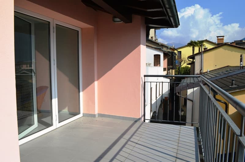 CASA DI NUCLEO COMPLETAMENTE RISTRUTTURATA CON TERRAZZA (2)