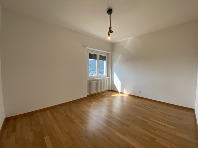 APPARTAMENTO 3.5 LOCALI AL 4 E ULTIMO PIANO CON VISTA SUI MONTI (6)