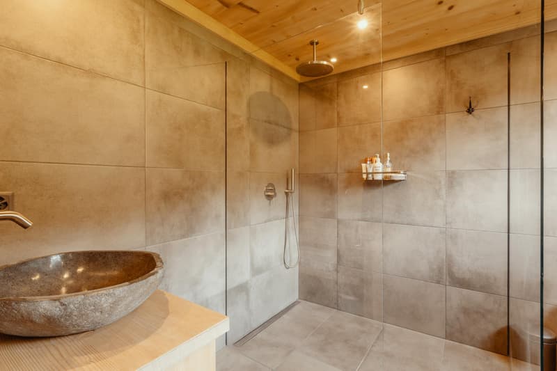 Appartamento di residenza secondaria moderno nel centro di Gstaad (10)