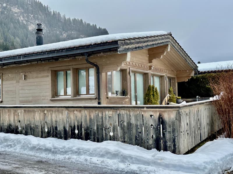 Cute 2 BR second residency luxury Chalet in Gsteig (1)