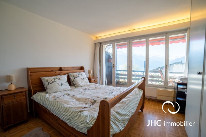 Charming 2.5-room apartment with a view in Randogne (Crans-Montana) (3)