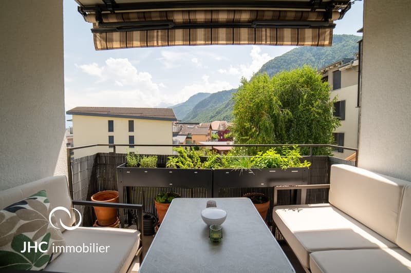 Modern 3.5-room apartment with balcony and two parking spaces in the heart of Vouvry (13)