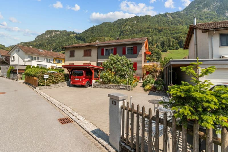 Modernisiert, gemütlich, einzigartig - ein Zuhause zum Verlieben (2)