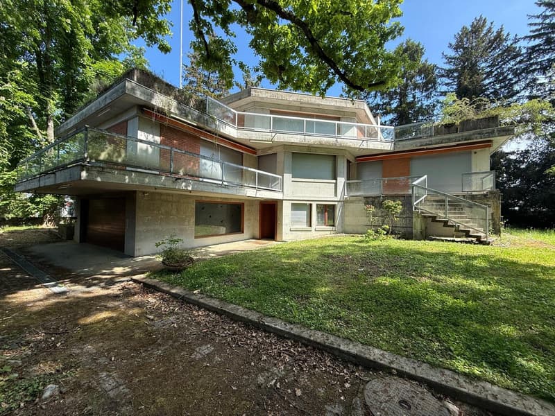 EXCLUSIVITY - Collonge-Bellerive - Property to renovate on an exceptional plot (2)