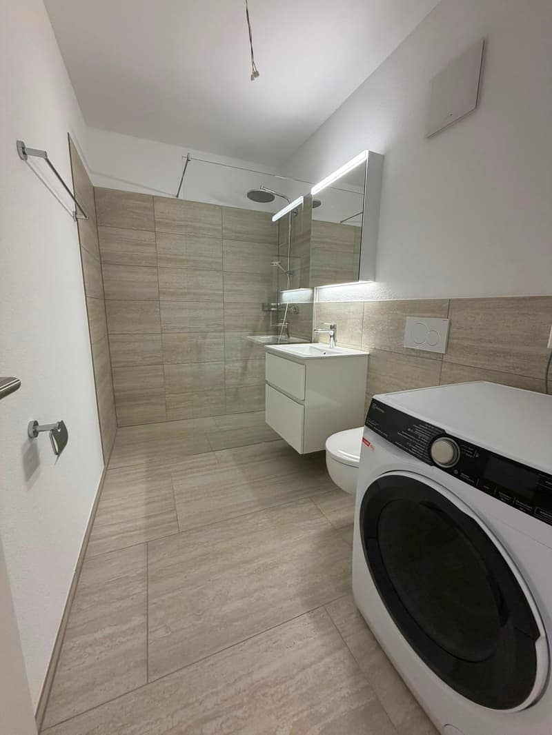 Modern 2.5-room apartment in a quiet location Bettwiesen - Available immediately! (5)