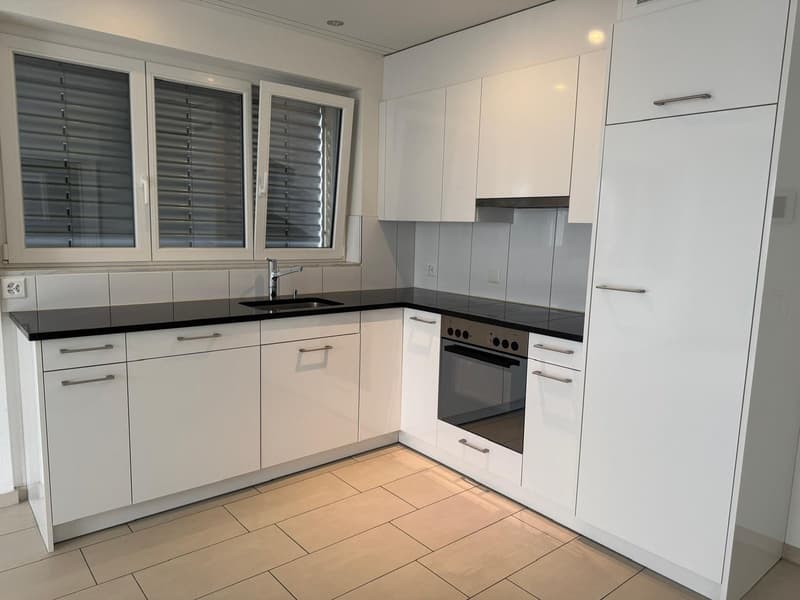 Gemütliche 2-Zimmer-Wohnung mit Balkon in Bazenheid (3)