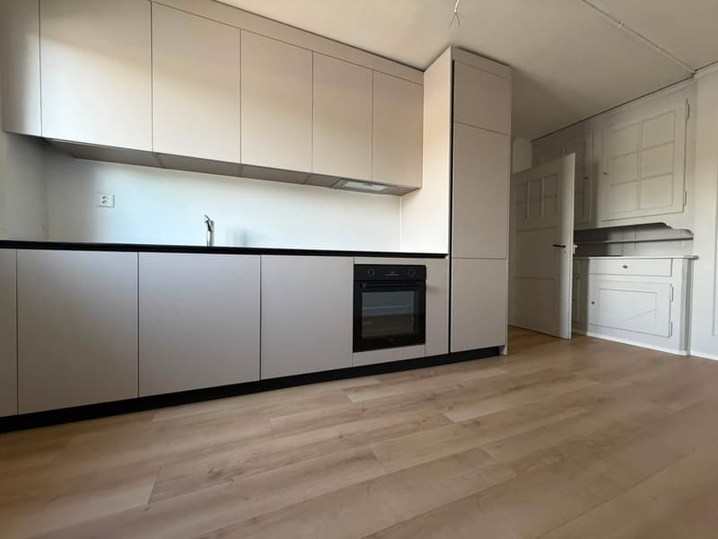 Charmante 4.5-Zimmer-Dachwohnung in Wängi – sofort verfügbar! (1)
