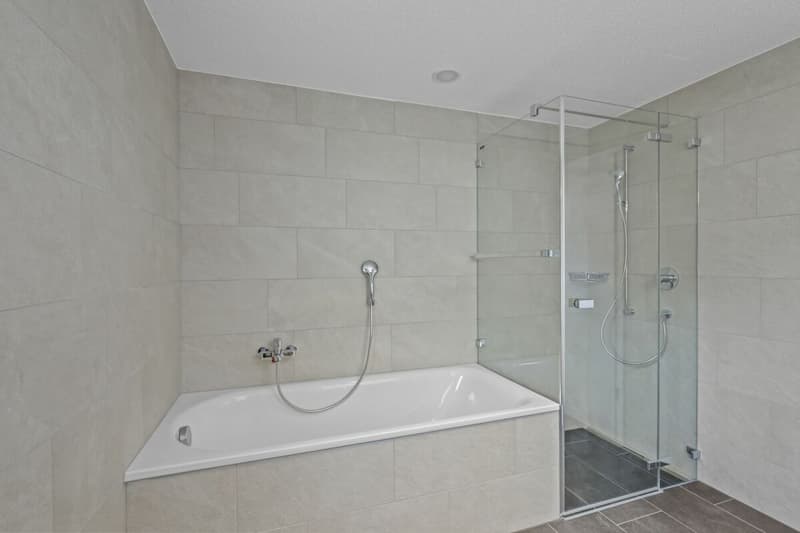4.5-Zimmerwohnung mit Balkon 1. OG (7)