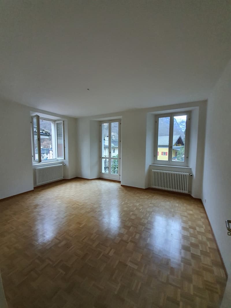 4-room apartment for rent, suitable for families (7)