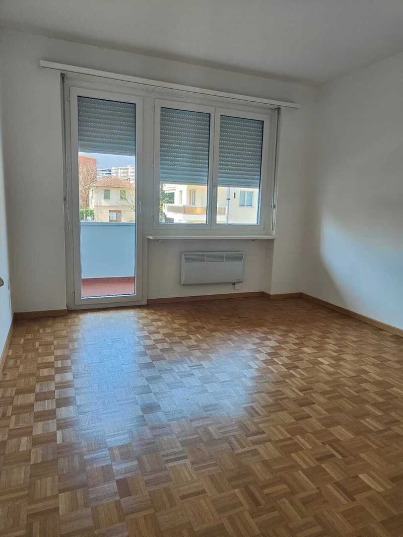 Affittasi appartamento di 3 locali al 1. piano (4)