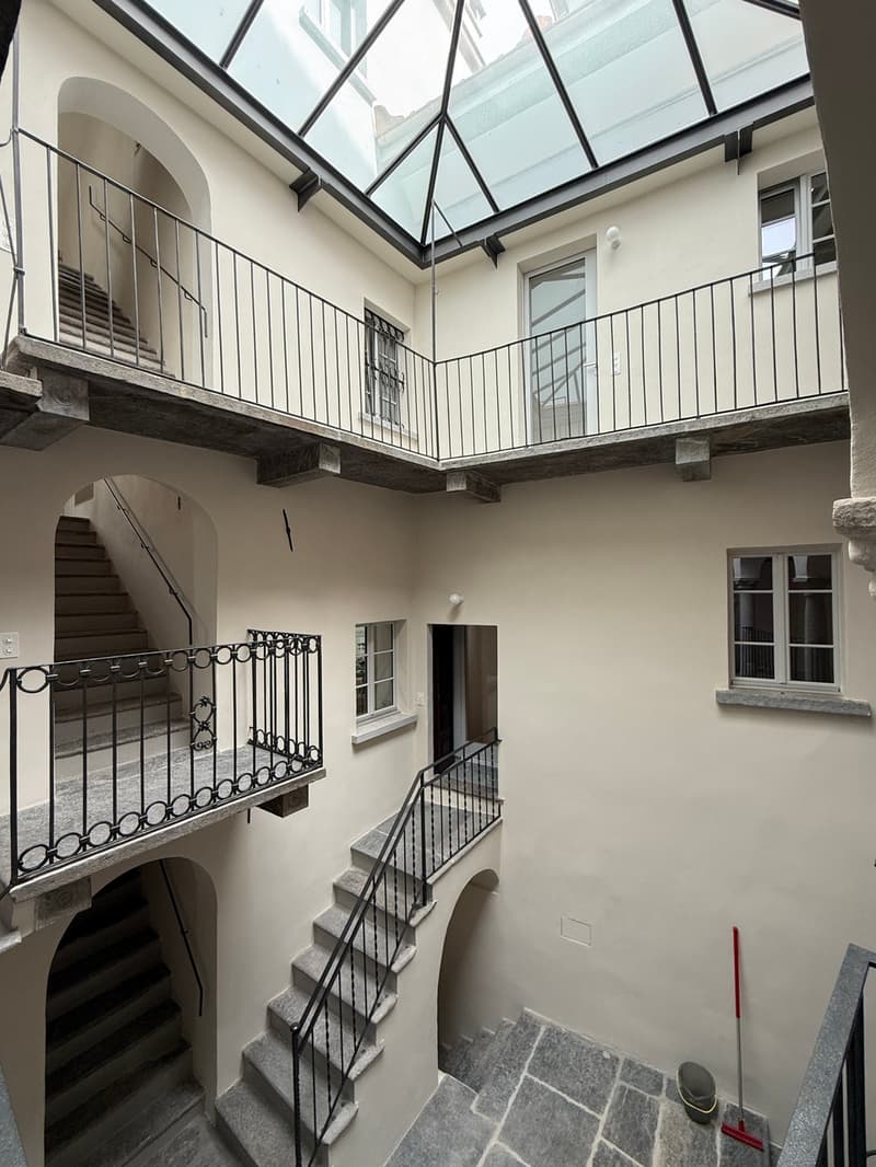 Mansardendachwohnung in Locarno City zu vermieten (1)