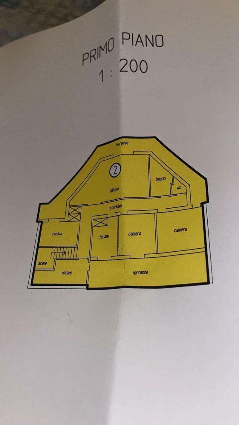5.5-room apartment for sale on the first floor in a semi-detached house (8)