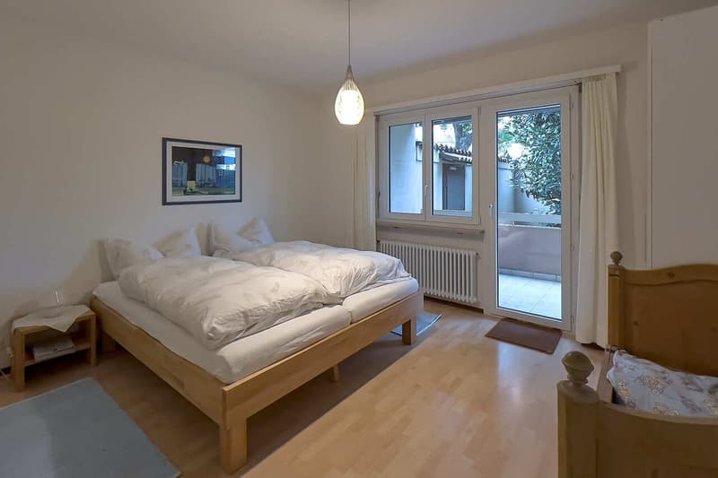 Apartment with 2.5 rooms for sale in Muralto, renovated (2)