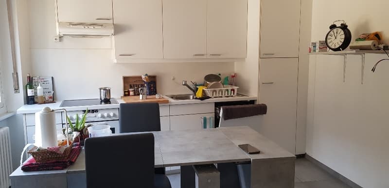 Affittasi in città vecchia 2 locali silenzioso parz. ammobiliato (6)