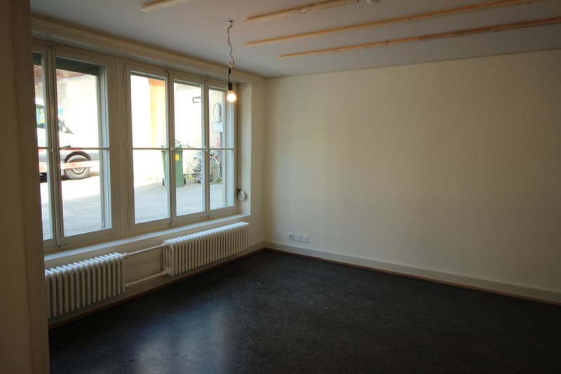 Between Old Town and Aare: Your new studio (4)