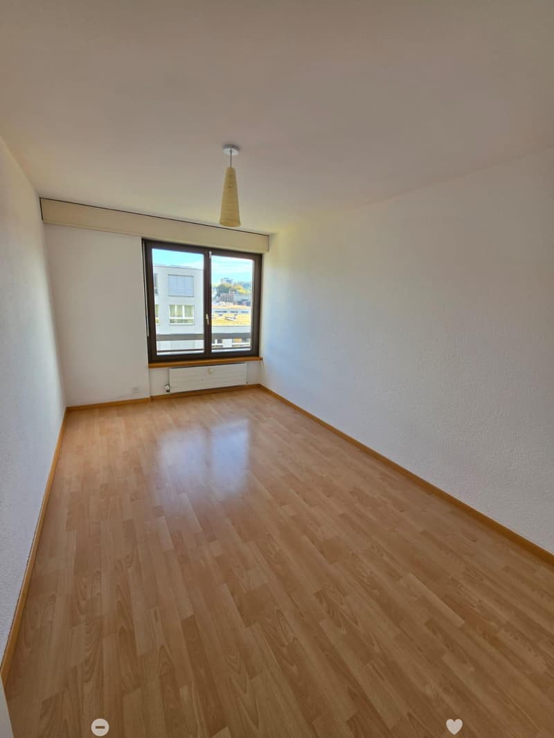 4.5 Zimmerwohnung in Biel zu vermieten (5)