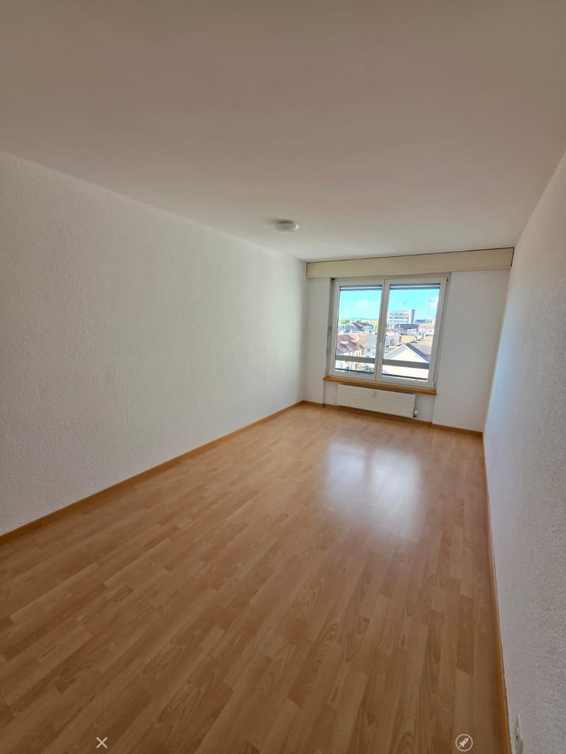 4.5 Zimmerwohnung in Biel zu vermieten! (4)