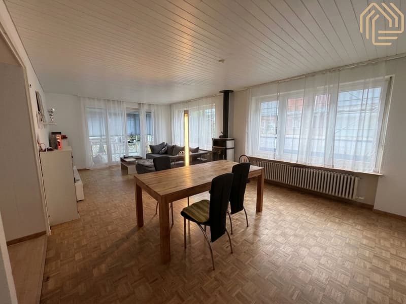 Appartement exclusif de 5,5 pièces – avec garage et véranda (2)