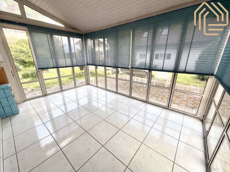 Appartement exclusif de 5,5 pièces – avec garage et véranda (4)