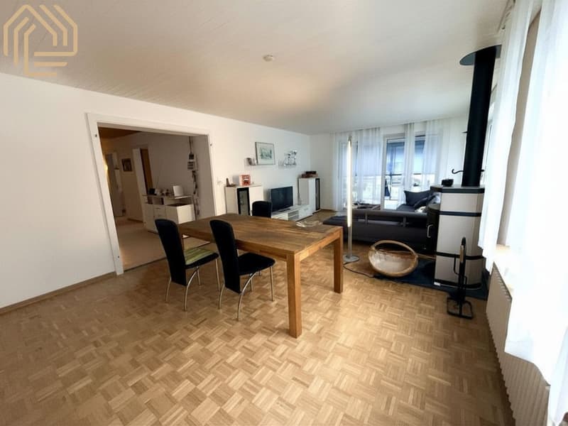 Appartement exclusif de 5,5 pièces – avec garage et véranda (3)