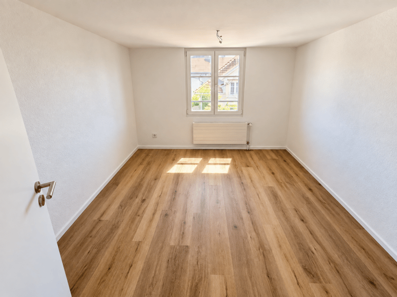 Helle, modern 3,5-Zimmer-Wohnung mit viel Wohnkomfort (3)