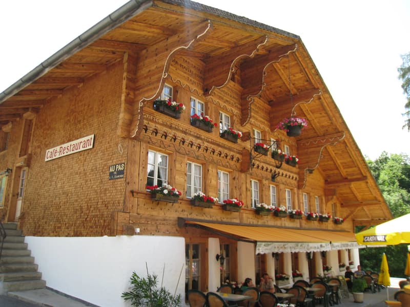 Charming restaurant with accommodation ? An iconic address in the heart of Pays-d'Enhaut (12)