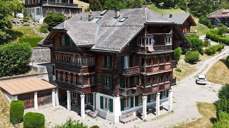 Charaktervolle 7-Zimmer-Wohnung im Herzen von Château-d'Oex (11)