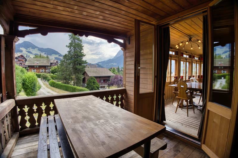 Charaktervolle 7-Zimmer-Wohnung im Herzen von Château-d'Oex (4)