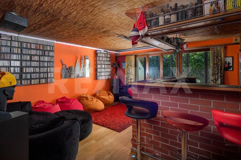 Unique single-family house with separate apartment (12)