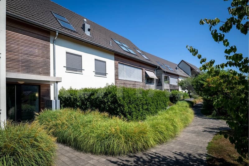Moderne 3.5-Zimmer-Wohnung in Würenlos zu kaufen ideal für Singles oder Paare. (2)