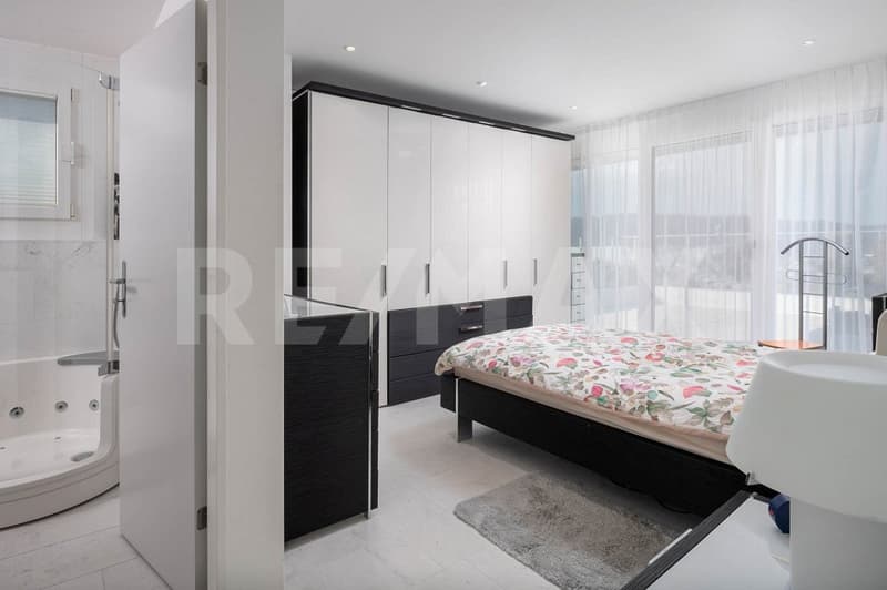 Exklusive 3.5-Zimmer-Attikawohnung am begehrten Lägerenhang in Wettingen (12)