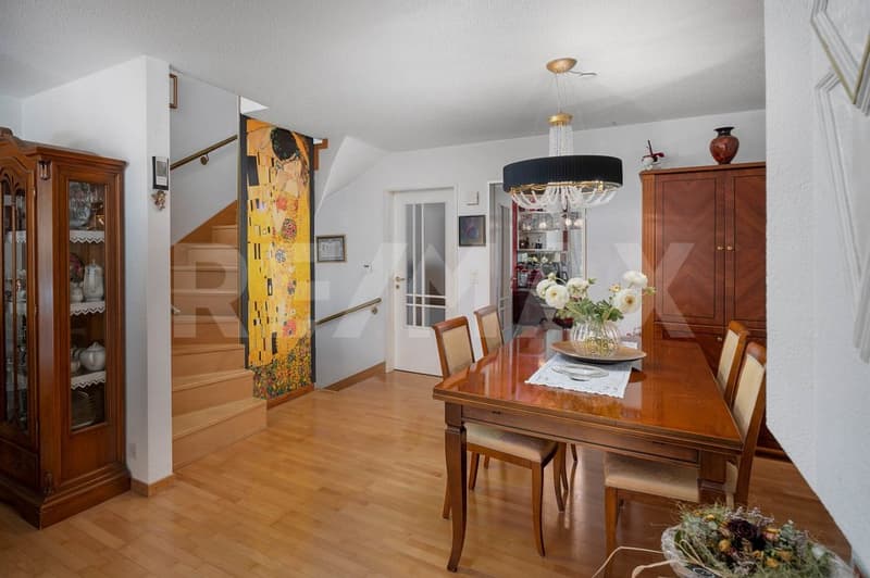 Attraktives 5½-Zimmer-Reihenmittelhaus mit vollständig ausgebautem und klimatisiertem Dachstock (4)