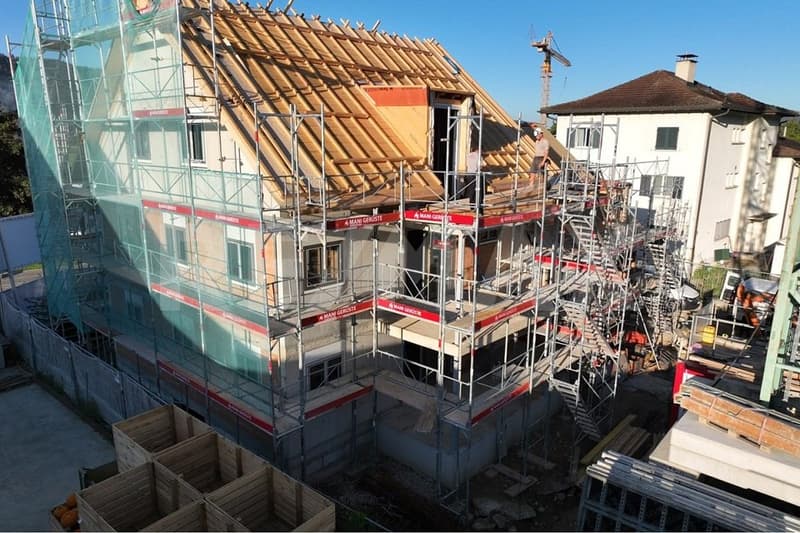 Exklusive 2.5-Zimmer-Dachwohnung in Kirchdorf AG (4)